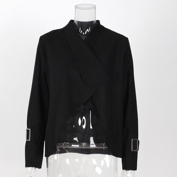 ๐๐Classical Forever Outerwear in Black - Picture 2 of 8